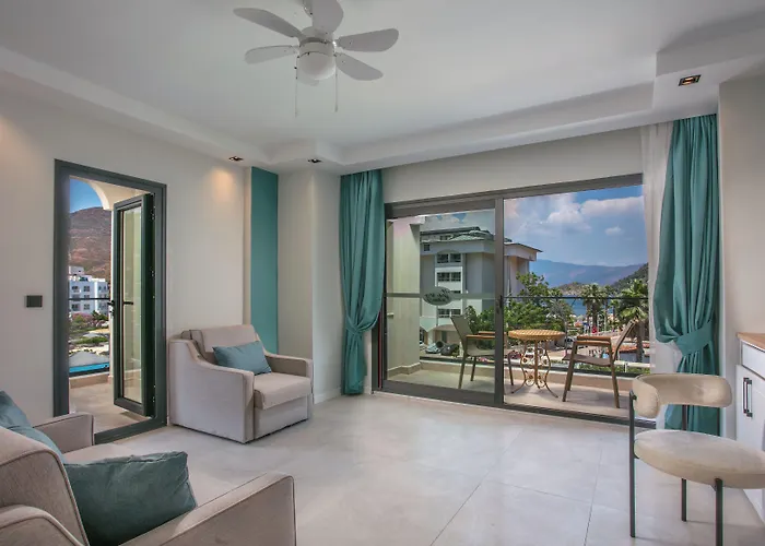 The Ivy Hotel İçmeler